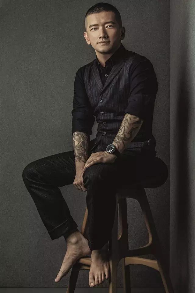 敬仰的靈魂剪輯師-神壇上企業(yè)宣傳片的舞者 敬仰的靈魂剪輯師-神壇上企業(yè)宣傳片的舞者