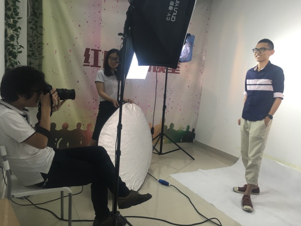 我只想高歌奧斯卡一曲:把你這最妙的一指企業(yè)宣傳片制作 我只想高歌奧斯卡一曲:把你這最妙的一指企業(yè)宣傳片制作