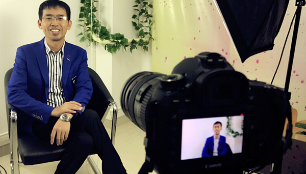 達康書記的杯子，加上視頻制作營銷推廣，不火才難！