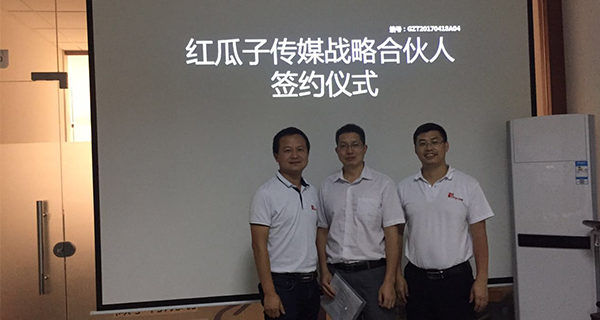 隊(duì)伍壯大的越來越快，要抓緊跟上你們的步伐