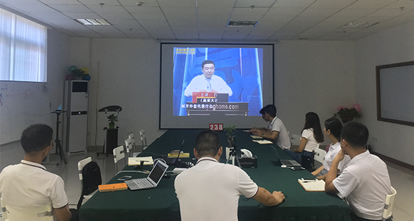 紅瓜子_瓜瓜早課堂(238)-別在客戶穿上外套的時(shí)候！去開空調(diào)