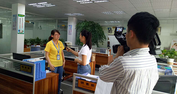 如何選擇企業(yè)宣傳片拍攝制作所需的攝像機？